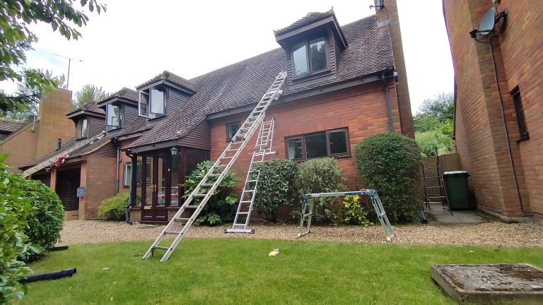 Vitality Creation Decor James Taylor Exterior Window Restoration Professional Painting & Decorating Services Buckinghamshire