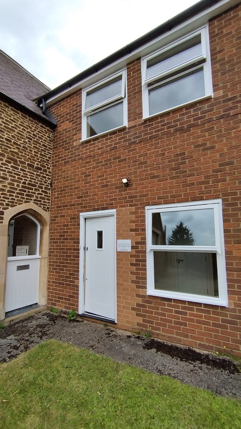 Listed Building Exterior Painting & Decorating Services Professional Buckinghamshire